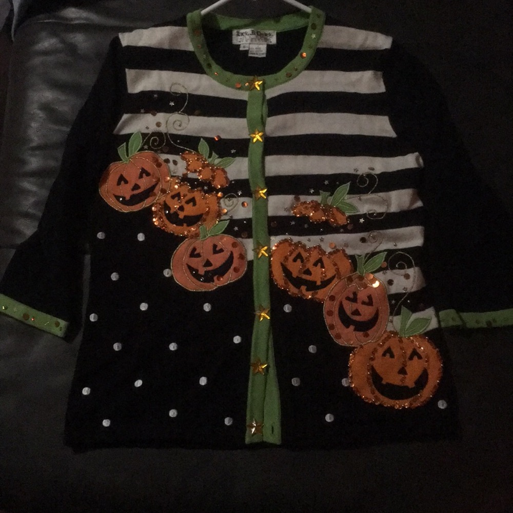 Small jack b quick  woman’s Halloween sweater
